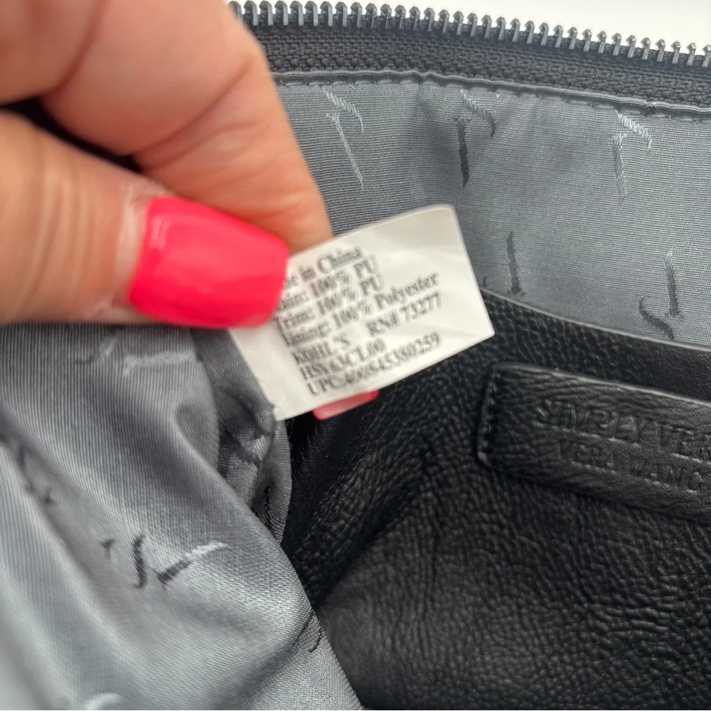 Simply Vera Vera Wang Black Textured‎ Wristlet